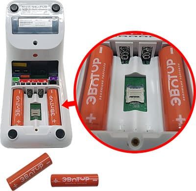 Батарейки и SIM слот на ЭВОТОР 7.3